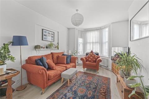 3 bedroom house to rent, Lime Street, Walthamstow E17
