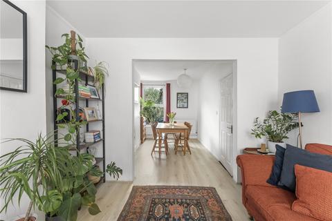 3 bedroom house to rent, Lime Street, Walthamstow E17