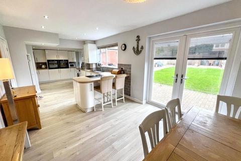 3 bedroom semi-detached house for sale, Woodburn Drive, Whitley Lodge, Whitley Bay, Tyne and Wear, NE26 3HS