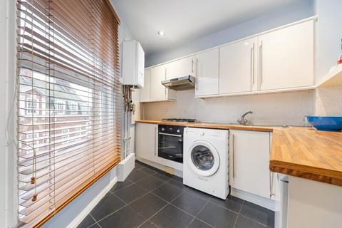 2 bedroom flat for sale, Stockwell Road, SW9