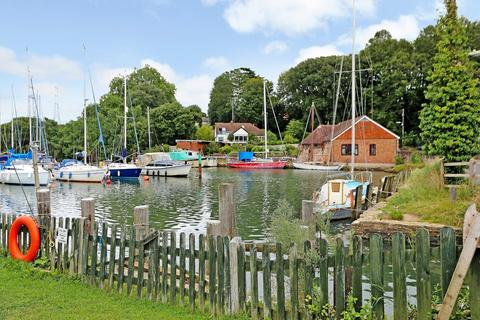 undefined, Eling Hill, Hampshire SO40