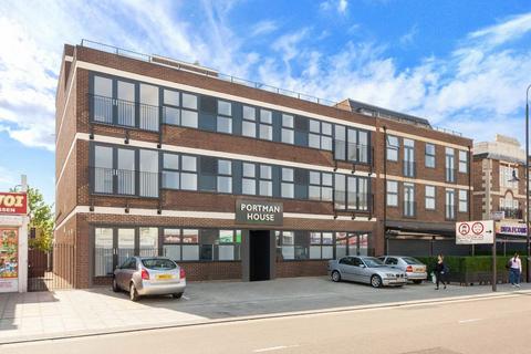 Victoria Road, Romford RM1