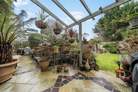 3 bedroom detached house for sale, Hillmont Road, Esher
