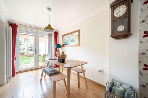 undefined, Overton Hill, Overton, Basingstoke, RG25 3PE