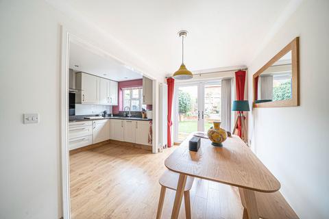 undefined, Overton Hill, Overton, Basingstoke, RG25 3PE