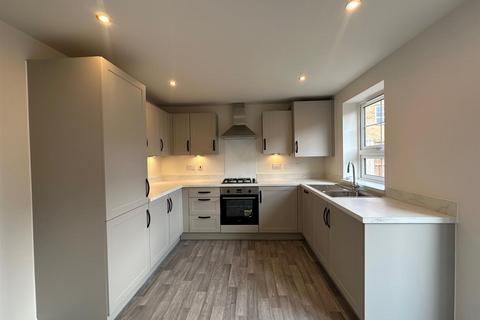 3 bedroom semi-detached house to rent, Chelburn Grove, Peterborough PE7