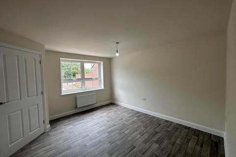 3 bedroom semi-detached house to rent, Chelburn Grove, Peterborough PE7