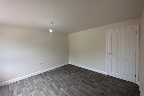 3 bedroom semi-detached house to rent, Chelburn Grove, Peterborough PE7