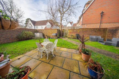 undefined, Updown Hill, Haywards Heath, RH16