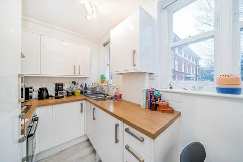 1 bedroom flat for sale, Highbury Grange, London N5