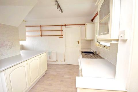 3 bedroom semi-detached house for sale, Larkfield Road, Sevenoaks, TN13