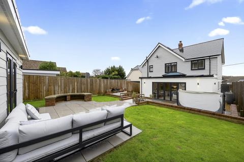 undefined, Colwell Road, Freshwater, Isle of Wight