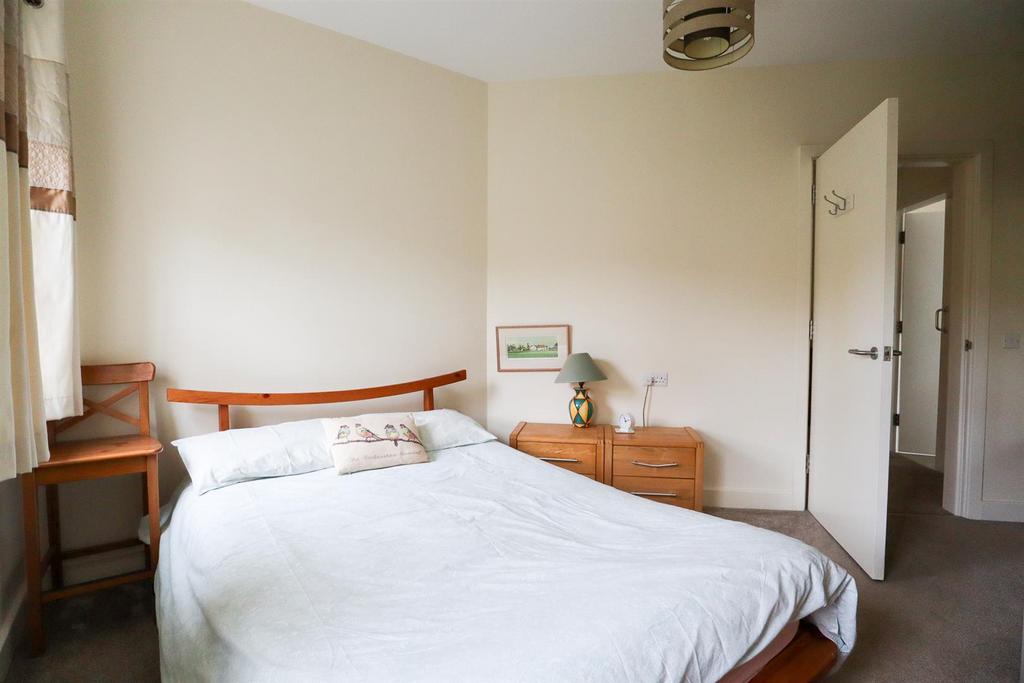 Bedroom (2).jpg