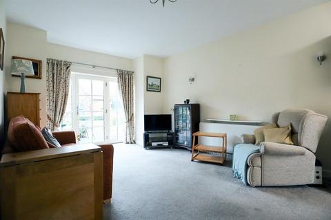 1 bedroom bungalow for sale, Huntsmans Drive, Oakham LE15