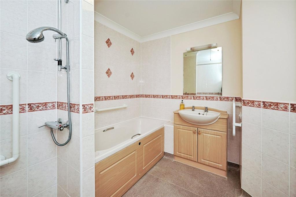 Bath/Wet Room