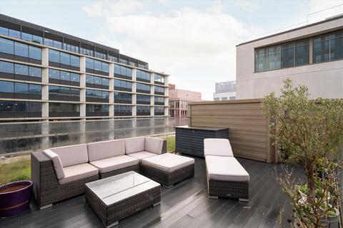 3 bedroom flat for sale, Lewis Cubitt Walk, London N1C