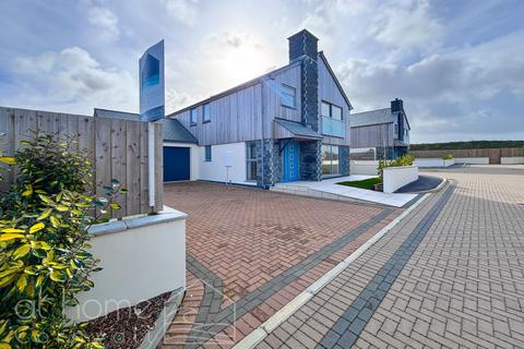 4 bedroom detached house for sale, Truro TR4