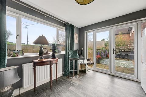 5 bedroom semi-detached house for sale, Layhams Road, West Wickham, BR4