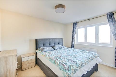 4 bedroom detached house for sale, The Furrows, Crawley Down, RH10