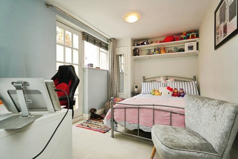 undefined, Grosvenor Place South, CHELTENHAM, Gloucestershire, GL52