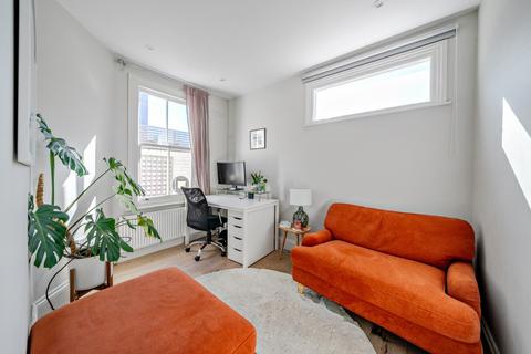 2 bedroom flat for sale, Dagnan Road, Balham, London, SW12