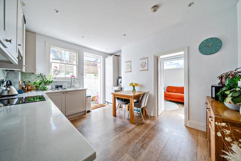 2 bedroom flat for sale, Dagnan Road, Balham, London, SW12