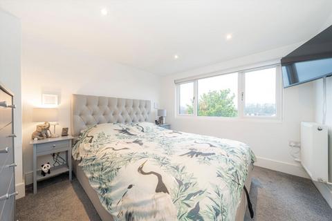 undefined, Lisbon Avenue, Twickenham TW2