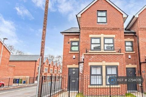 undefined, Richmond St, Ashton-Under-Lyne, OL6
