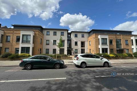 undefined, St. Margarets Road, Twickenham, TW1