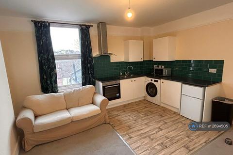 undefined, Holmesdale Road, London, SE25