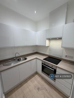 2 bedroom flat to rent, Murieston Terrace, Edinburgh, EH11