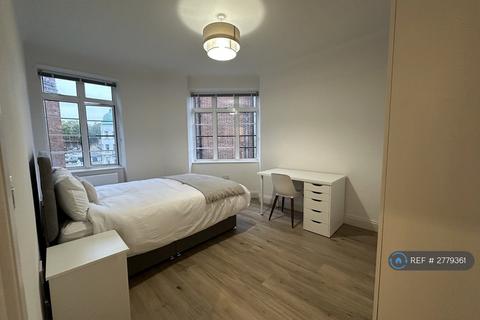 1 bedroom in a flat share to rent, Stourcliffe Close, London, W1H