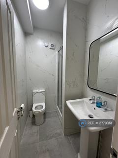 1 bedroom in a flat share to rent, Stourcliffe Close, London, W1H