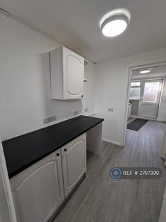 3 bedroom terraced house to rent, Bransdale Road, Nottingham, NG11