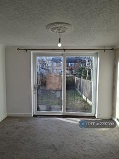 3 bedroom terraced house to rent, Bransdale Road, Nottingham, NG11