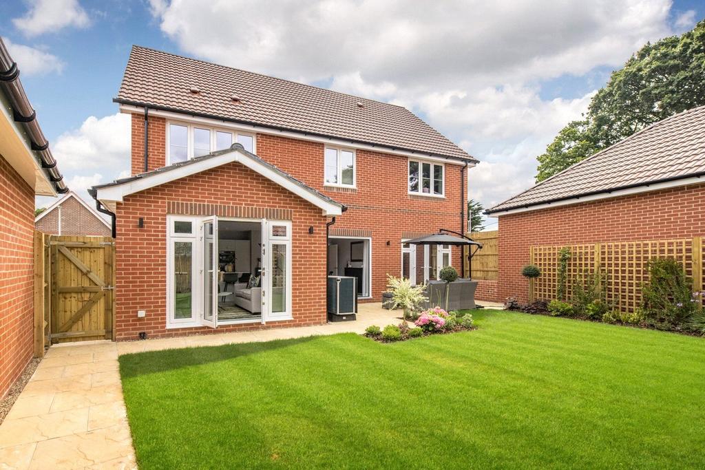 Show Home Garden