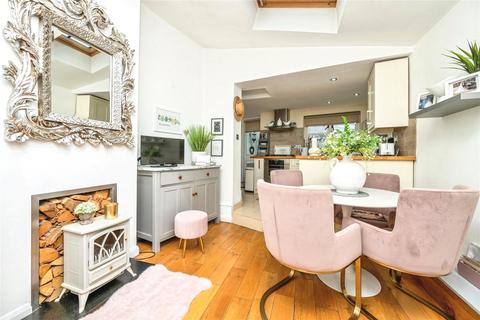 2 bedroom terraced house for sale, St. Nicholas Church Street, Warwick, Warwickshire, CV34
