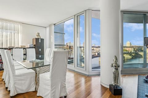 3 bedroom apartment for sale, Albion Riverside, London, SW11