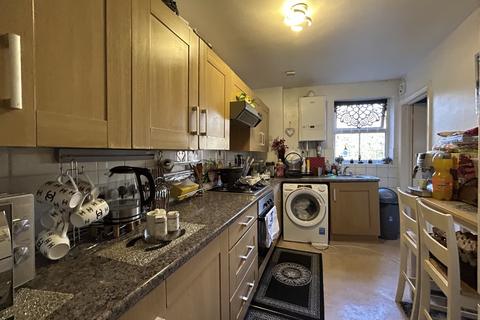 undefined, Raphael Road, Gravesend, Kent, DA12 2PN