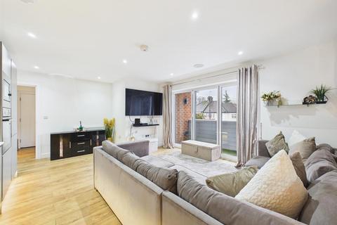 undefined, South Drive, Coulsdon CR5