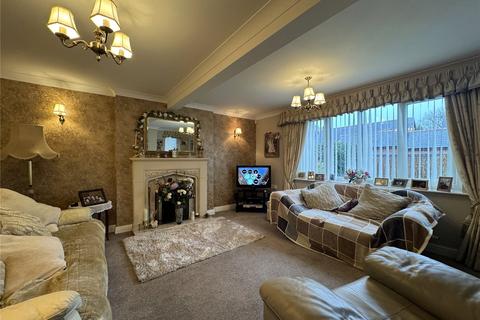 undefined, Swallowfields, Farndon, Chester, Cheshire, CH3