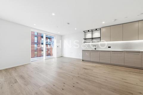 1 bedroom apartment to rent, Bowline House, Heron Wharf, London, E14