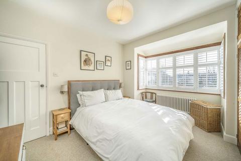 3 bedroom terraced house for sale, Broadwater Road, London SW17