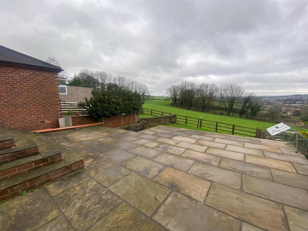 BACK GARDEN.jpg