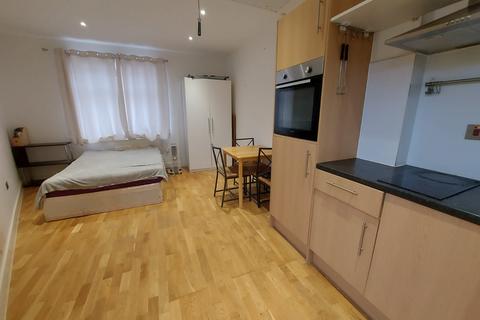 undefined, Emsworth Road, IG6