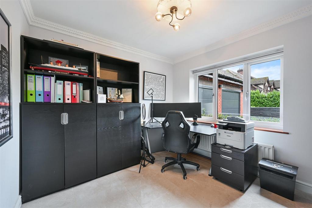 HEMLOCK CLOSE, 1 (23).jpg