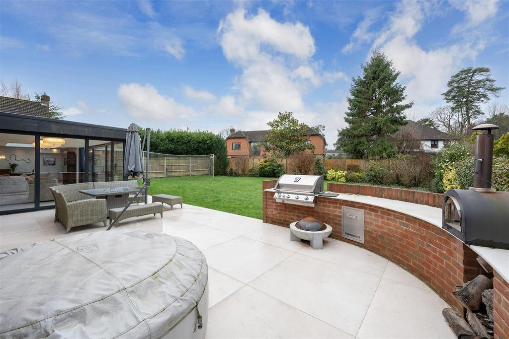 HEMLOCK CLOSE, 1 (1).jpg