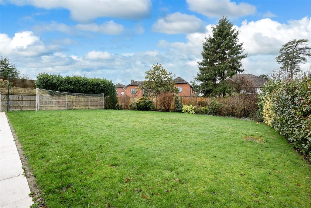 HEMLOCK CLOSE, 1 (2).jpg