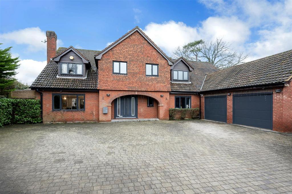 HEMLOCK CLOSE, 1 (5).jpg