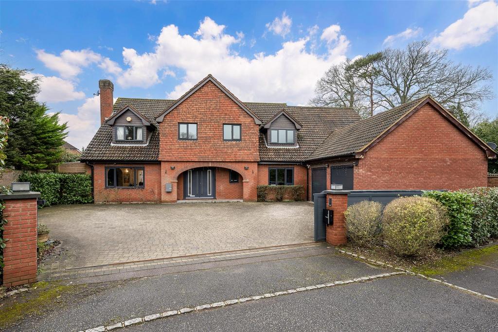 HEMLOCK CLOSE, 1 (6).jpg